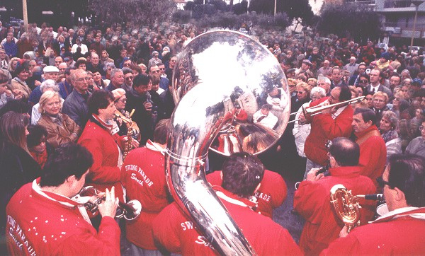 30grande-formation-de-paradejuan