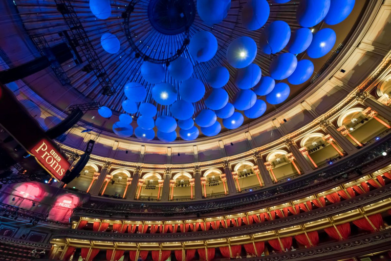 FDH_5634pre_1200_803