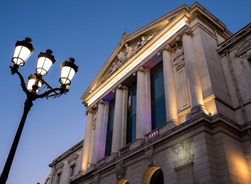 FDH_6715pre3_1200_881