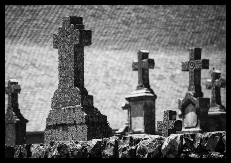 toits-et-cimeti%c3%a8re-de-laguiole-1200-4